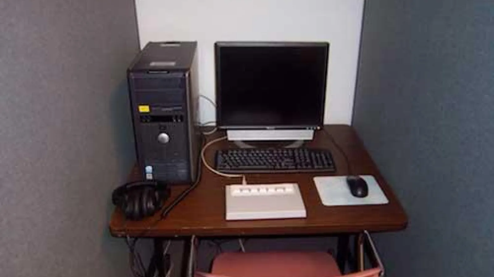 Speech Perception Lab workstation (slide 2 of 2)