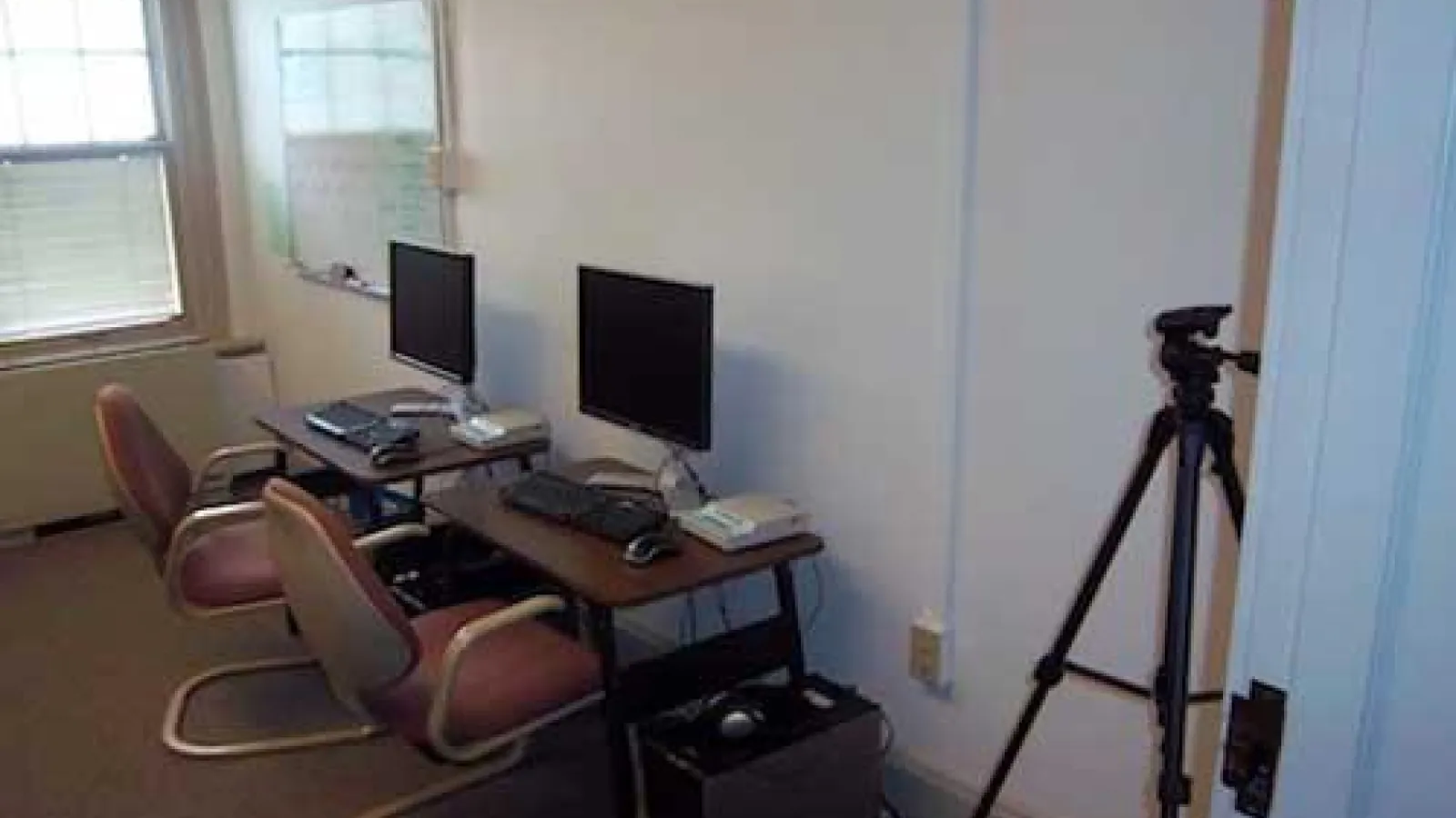 Sociolinguistics Lab workstations (slide 2 of 2)